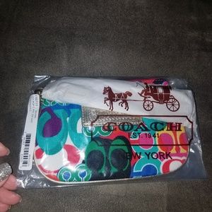 Coach Poppy Wristlet